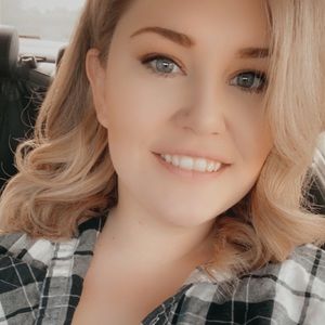 Meet your Posher, Jaclyn